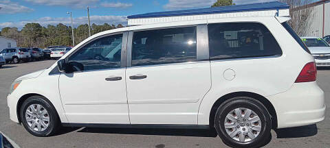 2011 Volkswagen Routan S