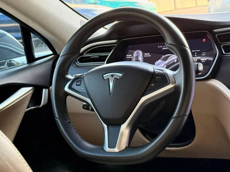 2017 Tesla Model S