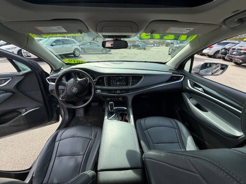 2019 Buick Enclave Essence