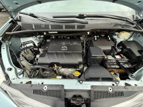 2016 Toyota Sienna