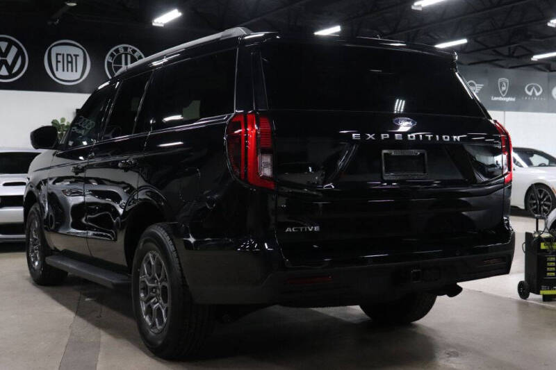 2025 Ford Expedition Active