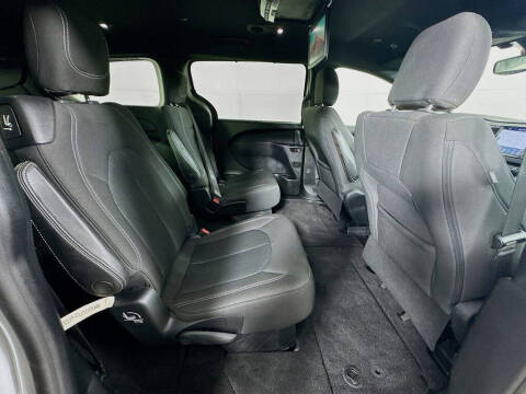 2019 Chrysler Pacifica Touring Plus