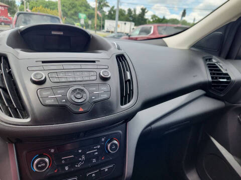 2017 Ford Escape SE