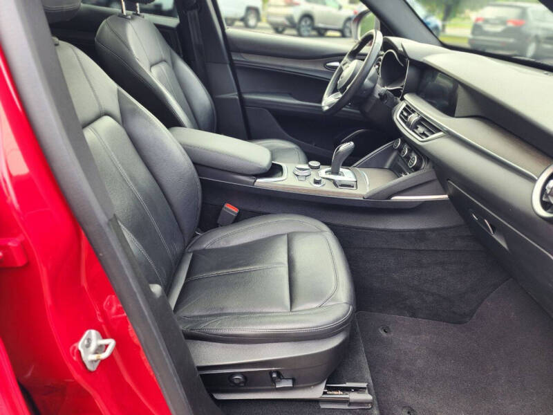 2022 Alfa Romeo Stelvio Ti