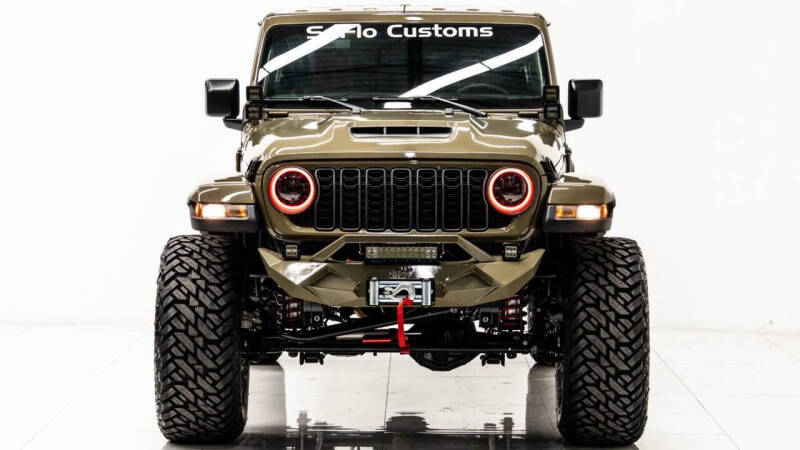 2025 Jeep Gladiator NightHawk