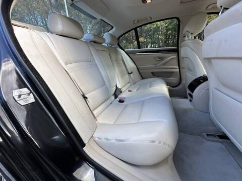 2014 BMW 5 Series 528i