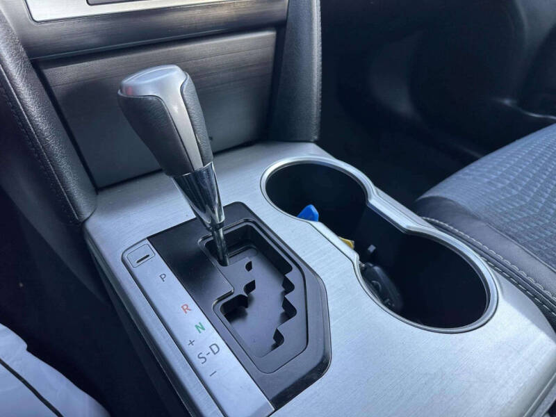 2012 Toyota Camry SE