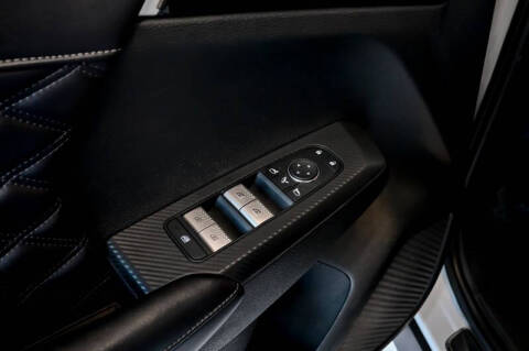 2023 Mitsubishi Outlander PHEV 40th Anniversary