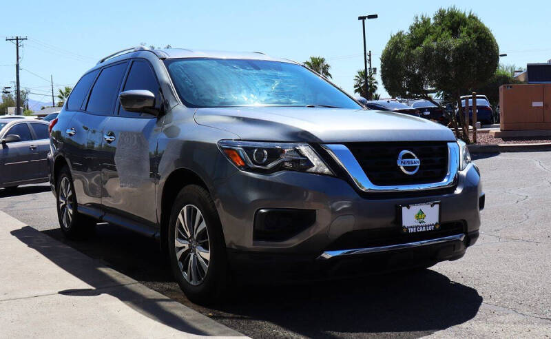 2020 Nissan Pathfinder S