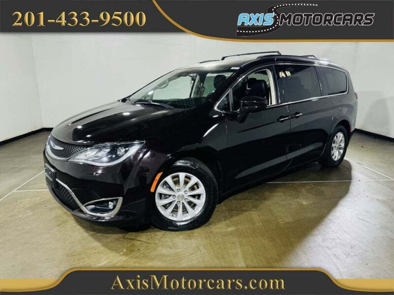 2018 Chrysler Pacifica For Sale