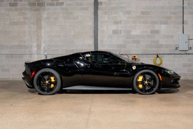 2025 Ferrari 296 GTS