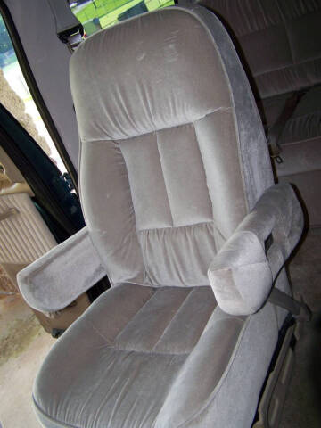 2000 Ford E-Series E-150
