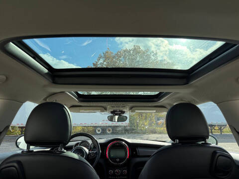 2019 MINI Hardtop 2 Door Cooper