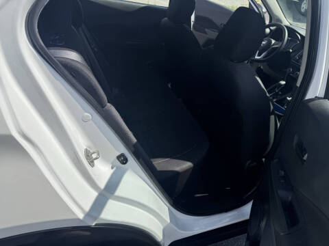 2021 Nissan Kicks S