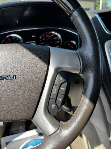 2016 GMC Acadia Denali