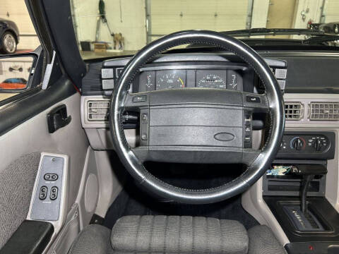 1990 Ford Mustang LX 5.0