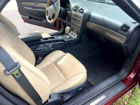 2004 Ford Thunderbird Deluxe