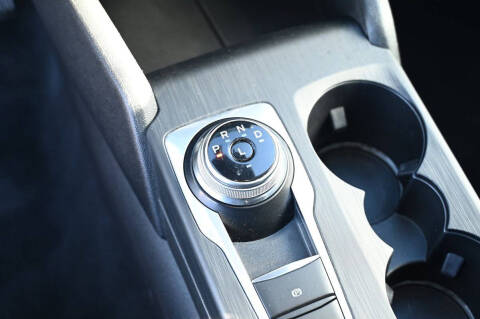 2021 Ford Escape Hybrid Titanium