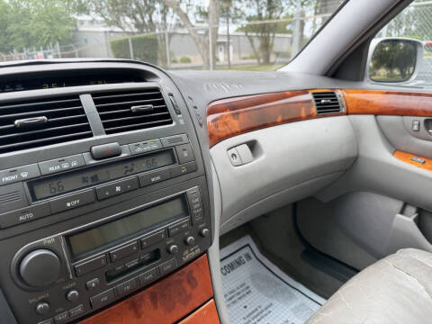 2001 Lexus LS 430