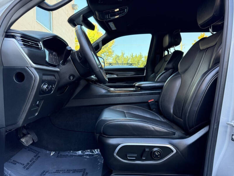 2022 Jeep Wagoneer Series II