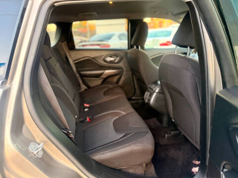 2019 Jeep Cherokee Latitude