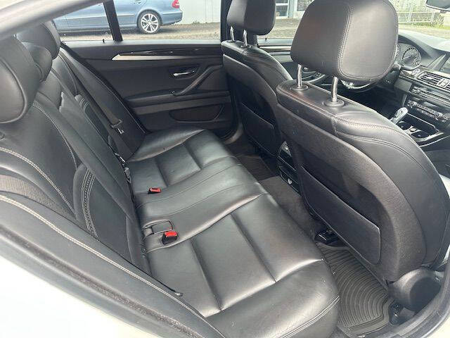 2015 BMW 5 Series 528i xDrive