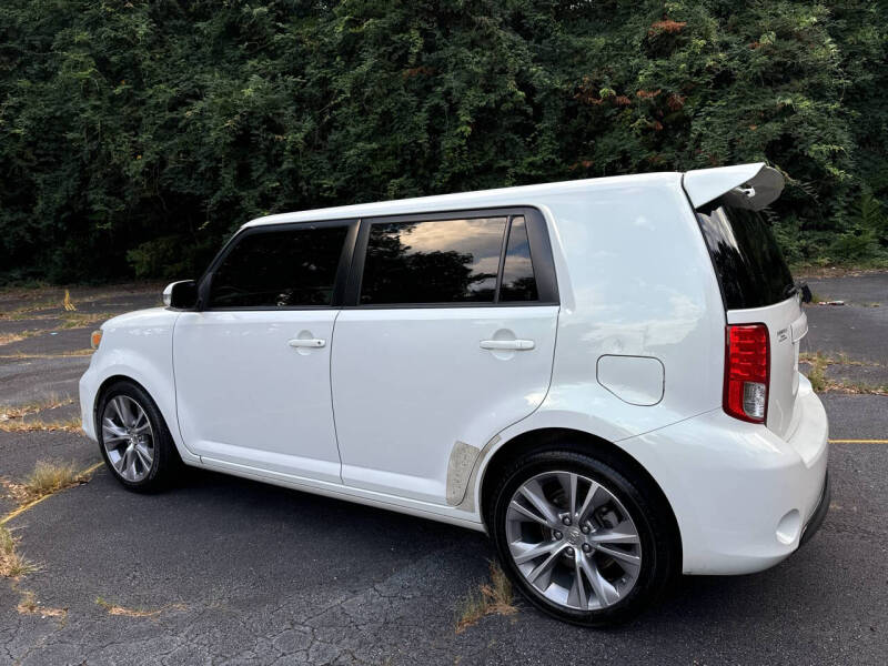 2014 Scion xB null photo 3