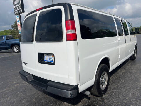 2016 Chevrolet Express LT 3500