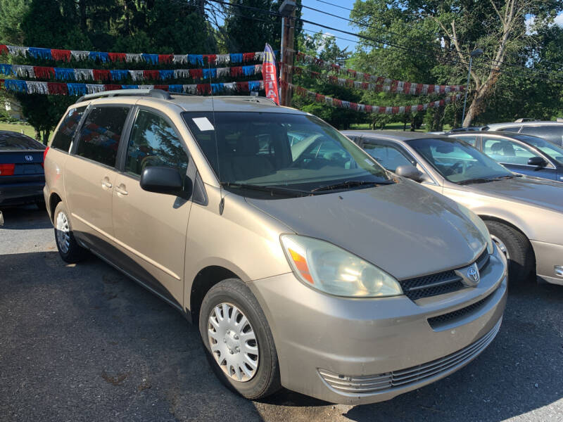 2004 Toyota Sienna for sale at Harrisburg Auto Center Inc. in Harrisburg PA