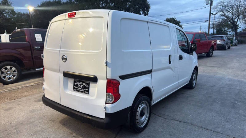 2015 Nissan NV200