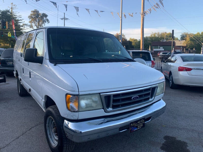 2006 Ford E-Series for sale at HIDALGOS AUTO SALES in Omaha NE