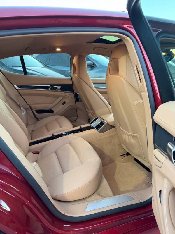 2011 Porsche Panamera