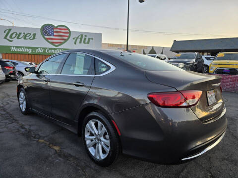 2016 Chrysler 200 Limited