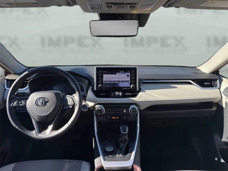 2019 Toyota RAV4 Hybrid Limited