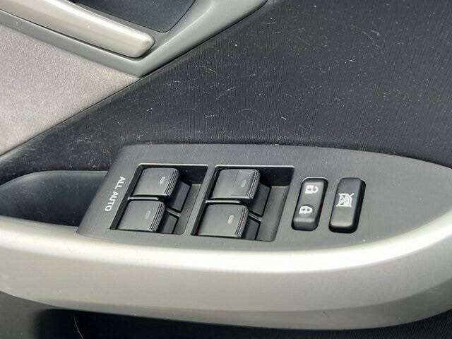 2013 Toyota Prius Three