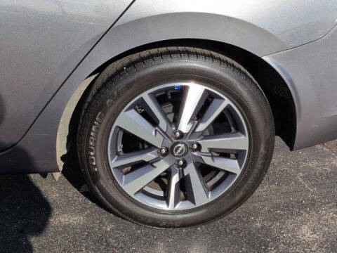 2023 Nissan Versa SV