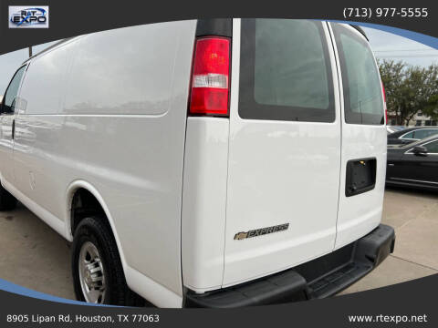 2021 Chevrolet Express 2500