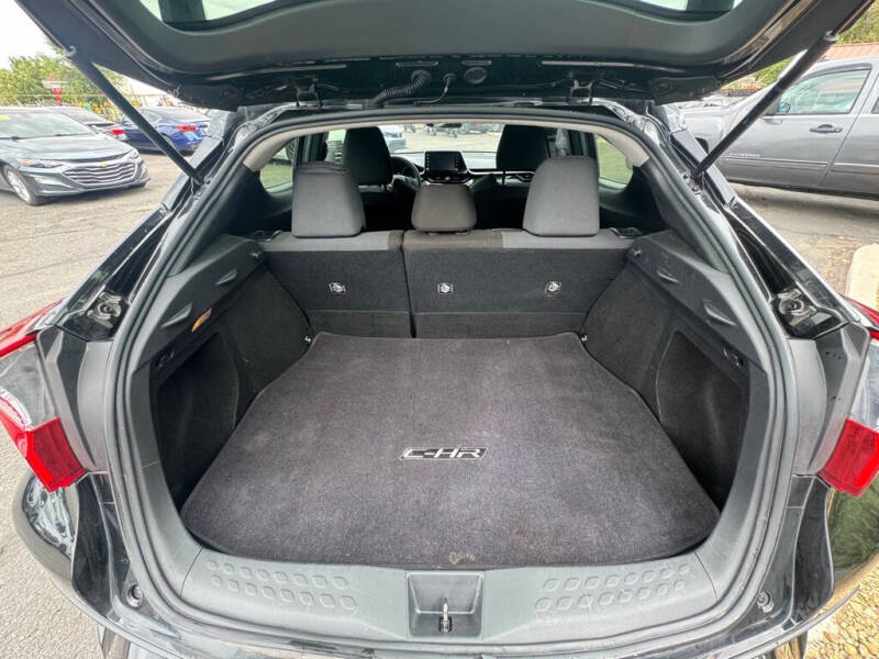 2021 Toyota C-HR XLE