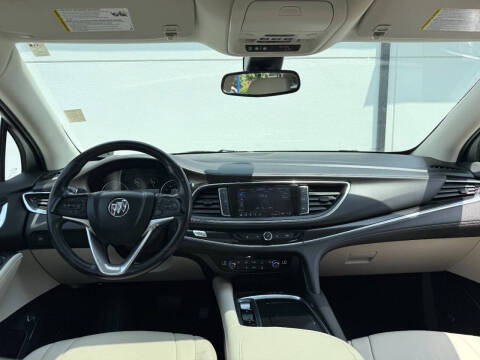 2022 Buick Enclave Essence