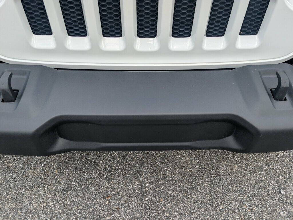 2023 Jeep Wrangler 39