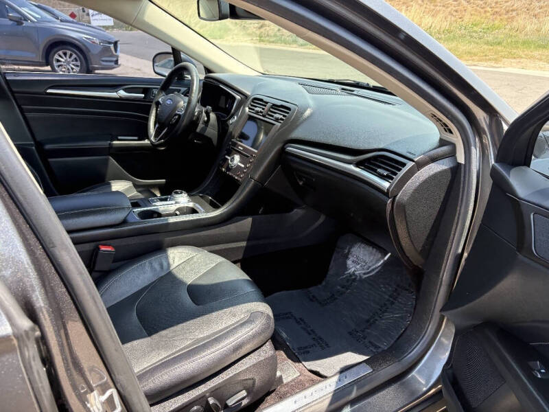 2017 Ford Fusion Titanium