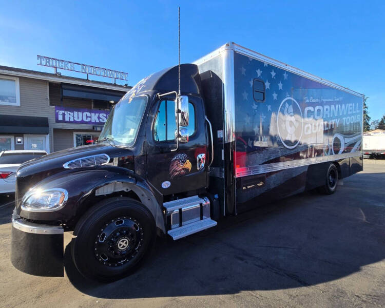 2024 Freightliner M2 106