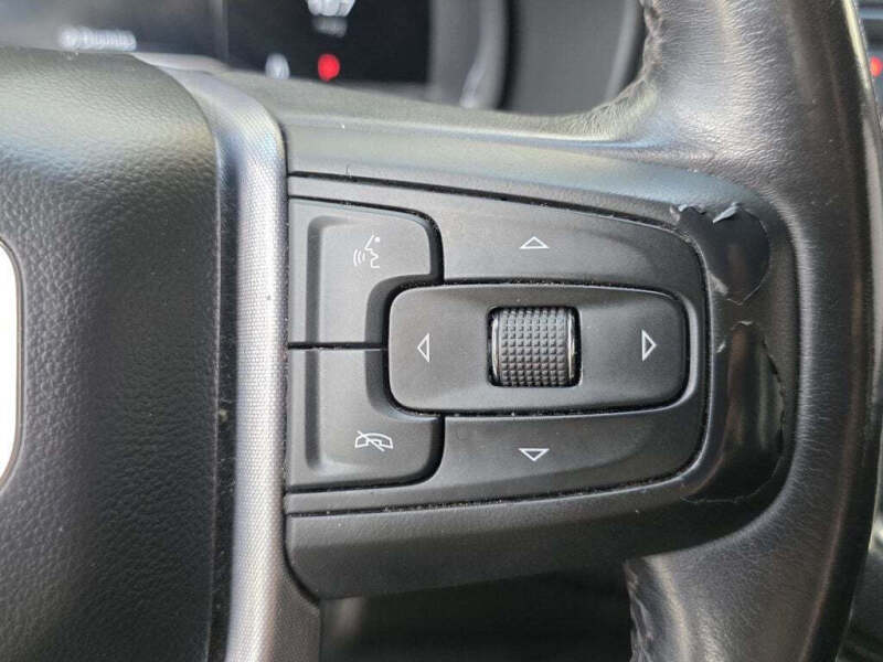 2022 GMC Yukon XL SLT