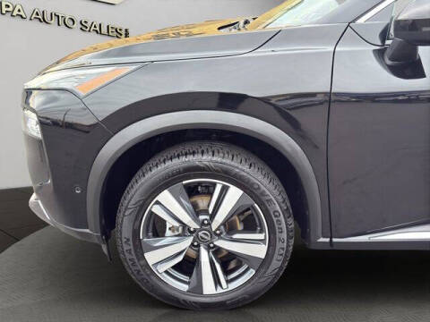 2023 Nissan Rogue SL