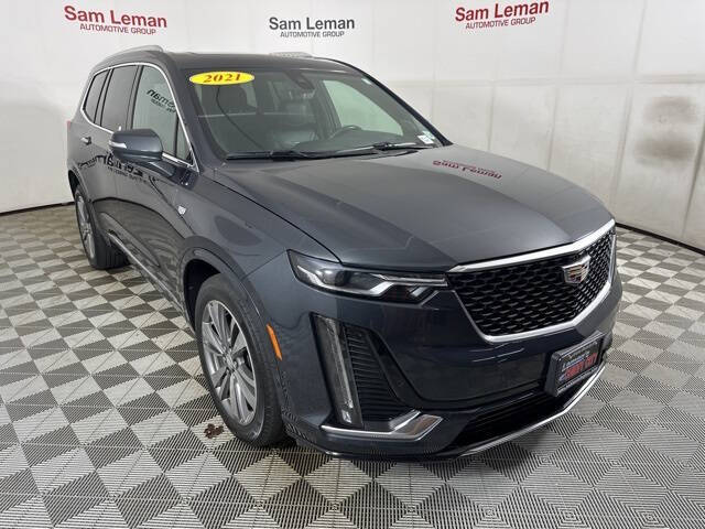 Used 2021 Cadillac XT6 Premium Luxury with VIN 1GYKPDRS2MZ217710 for sale in Bloomington, IL