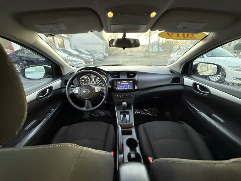 2019 Nissan Sentra SV