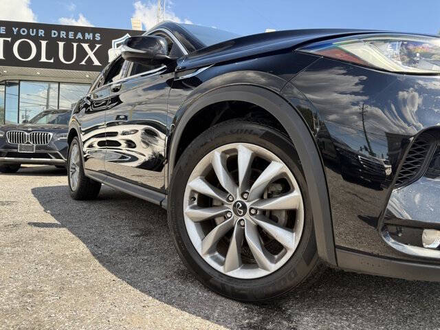 2022 Infiniti QX50 Luxe