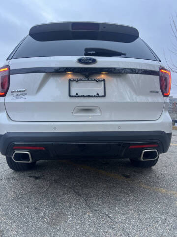 2016 Ford Explorer Sport