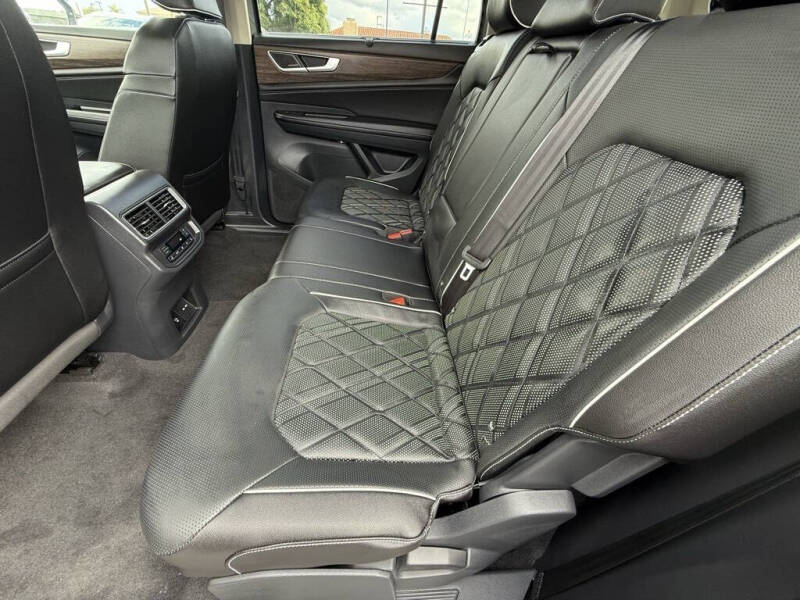 2026 Volkswagen Atlas SEL Premium R-Line 4Motion