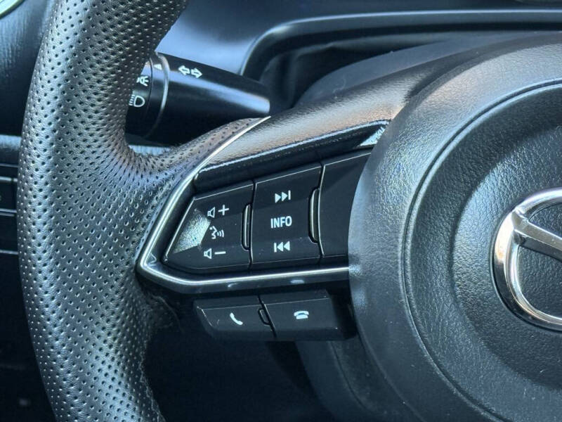 2018 Mazda MAZDA3 Sport